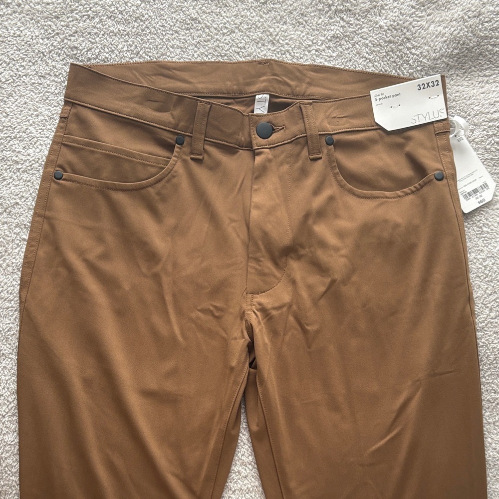 STYLUS Men's Tan Dress Pants